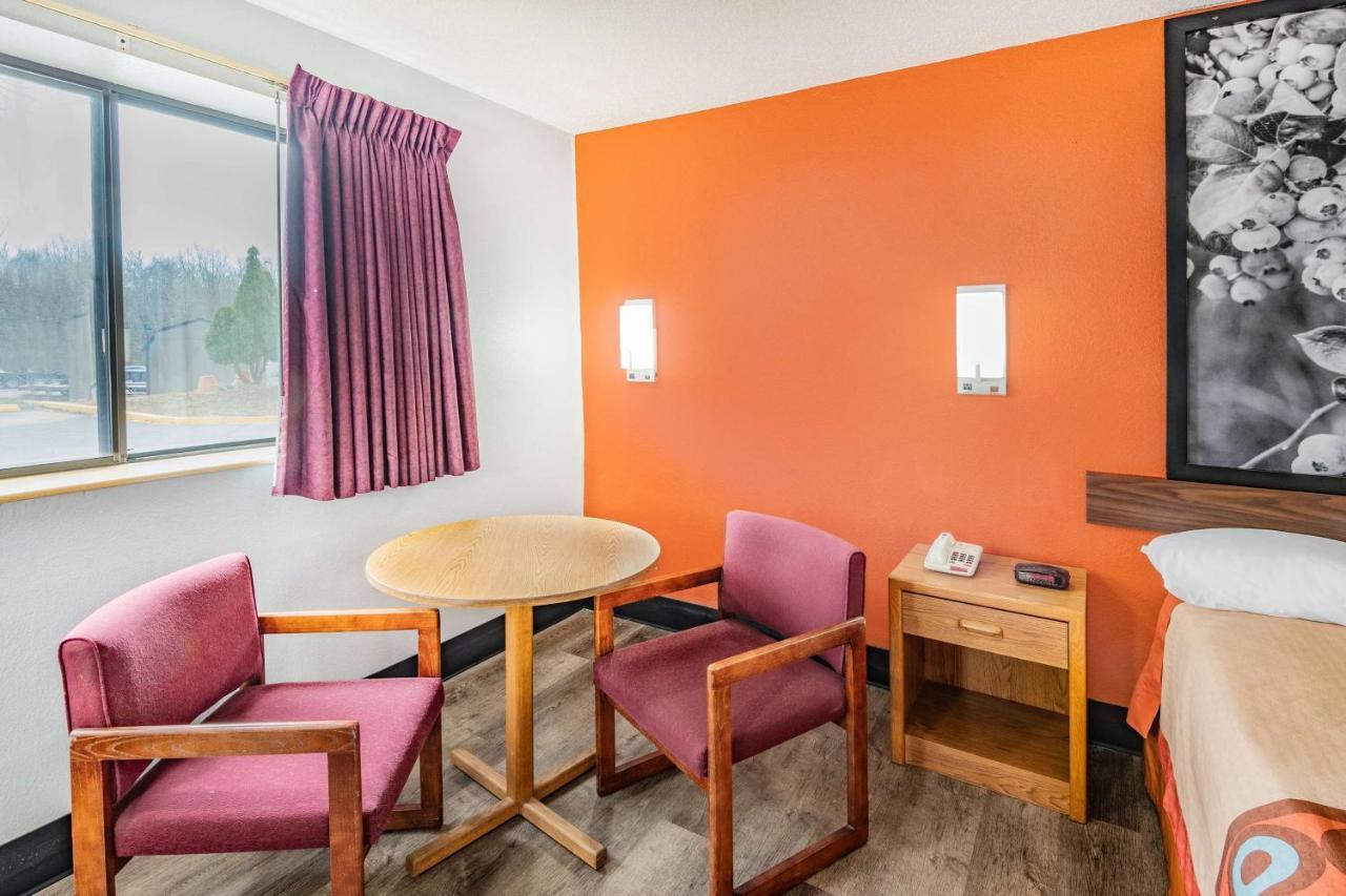 Super 8 By Wyndham Waynesburg Ξενοδοχείο Εξωτερικό φωτογραφία