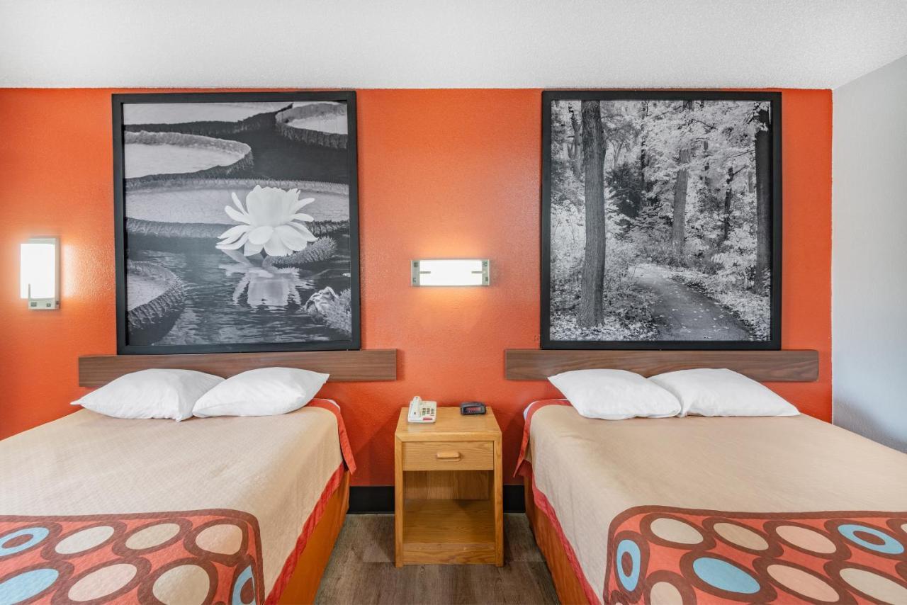 Super 8 By Wyndham Waynesburg Ξενοδοχείο Εξωτερικό φωτογραφία
